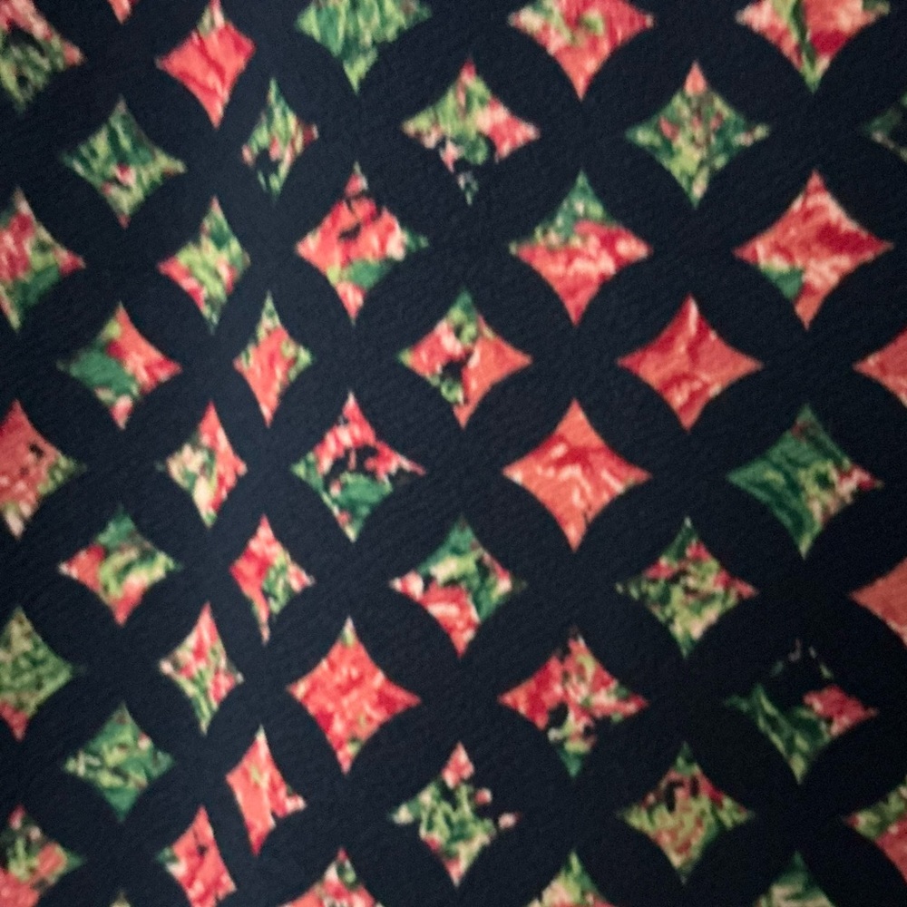 LuLaRoe Black and Pink Patterned Leggings